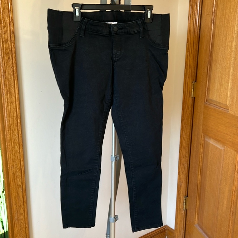 Like new - maternity black skinny jeans, size 12